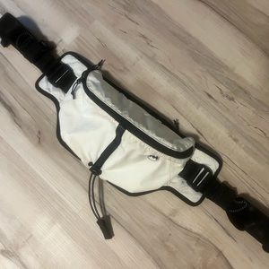 Janji multipass sling bag